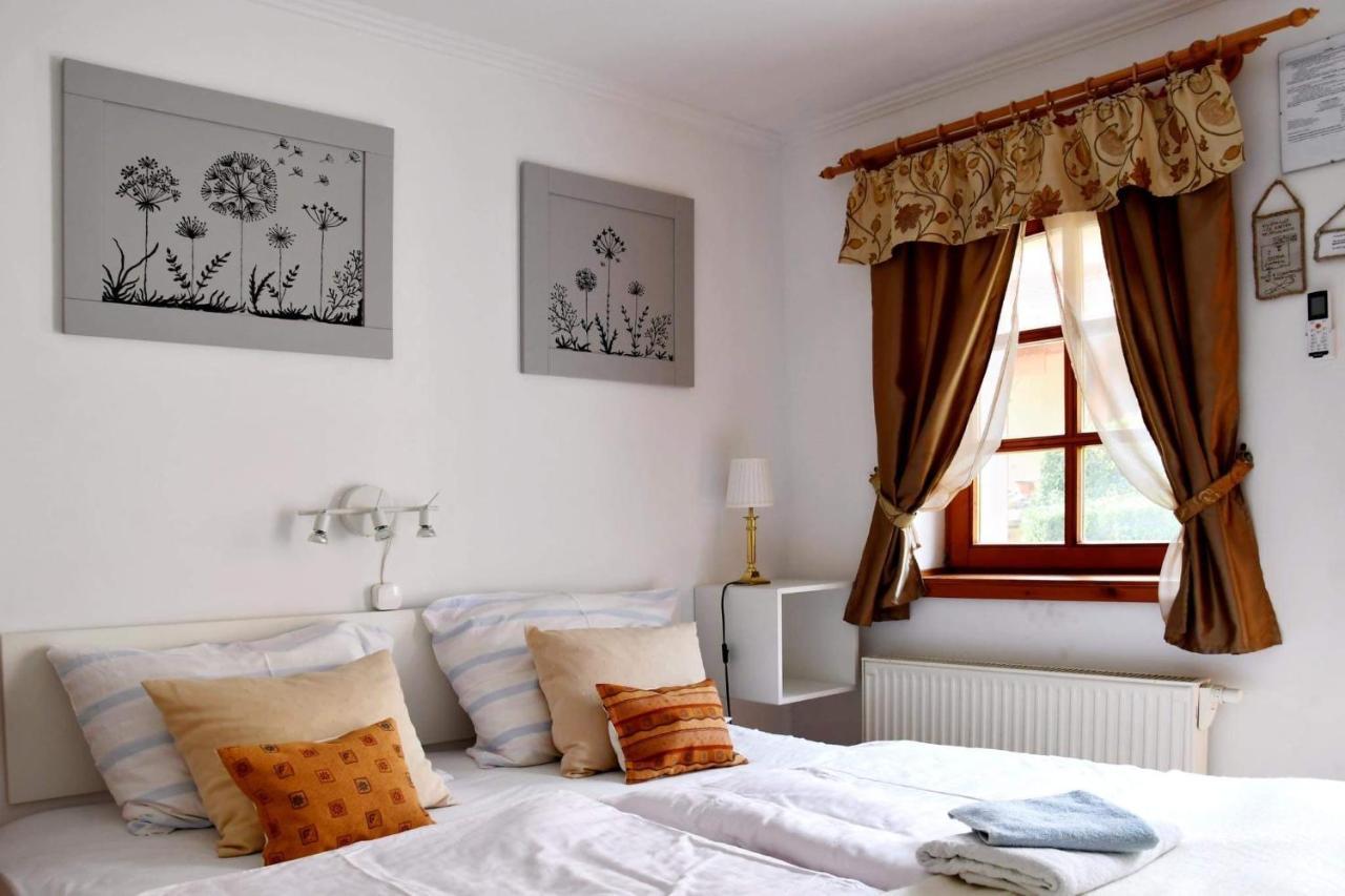 Szentesi Panzio Bed & Breakfast Fertőrákos Екстериор снимка