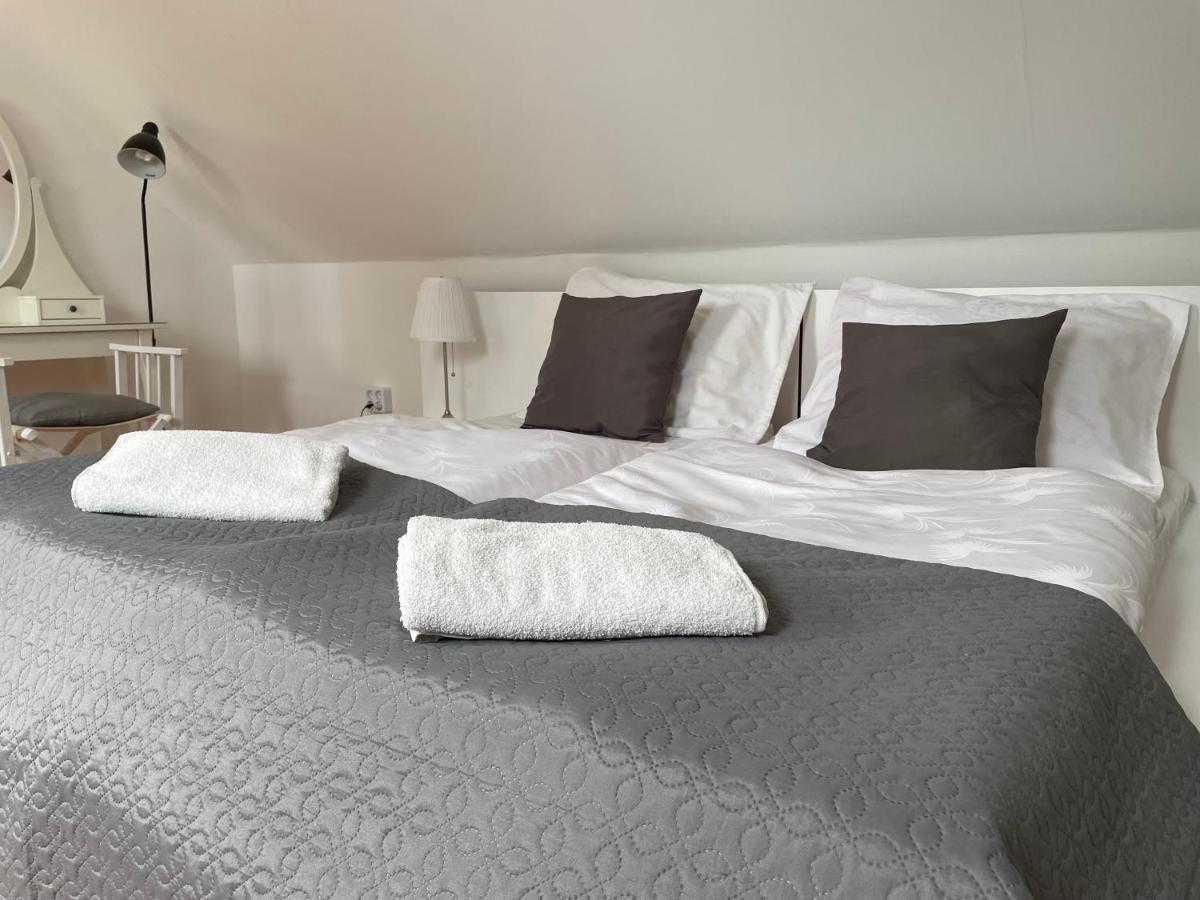 Szentesi Panzio Bed & Breakfast Fertőrákos Екстериор снимка