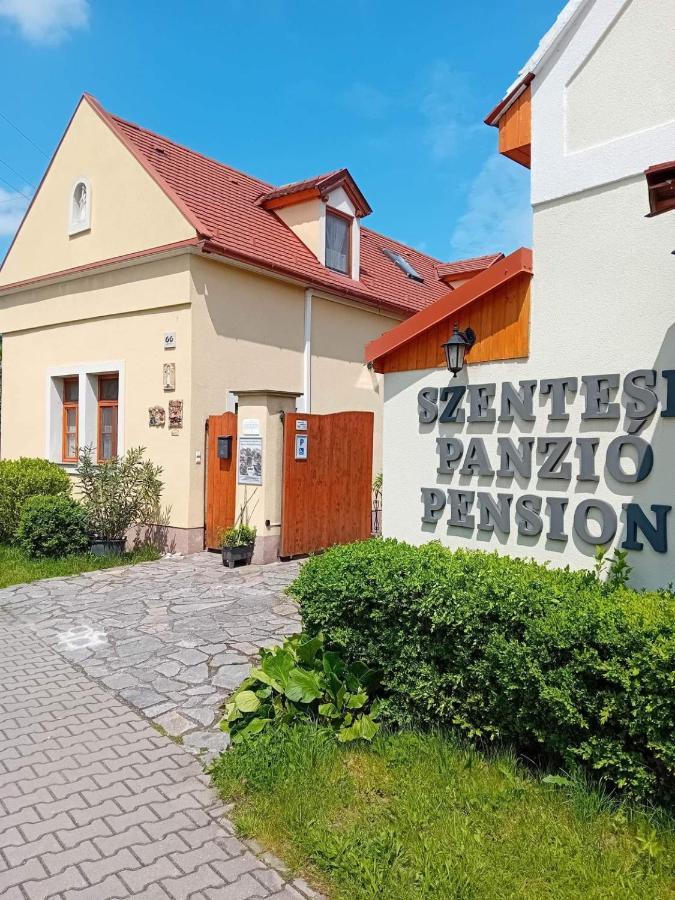 Szentesi Panzio Bed & Breakfast Fertőrákos Екстериор снимка