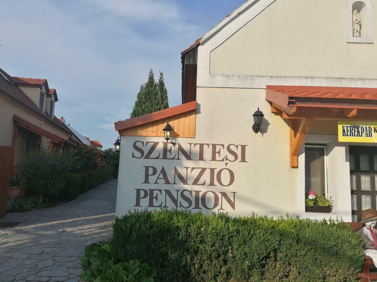 Szentesi Panzio Bed & Breakfast Fertőrákos Екстериор снимка